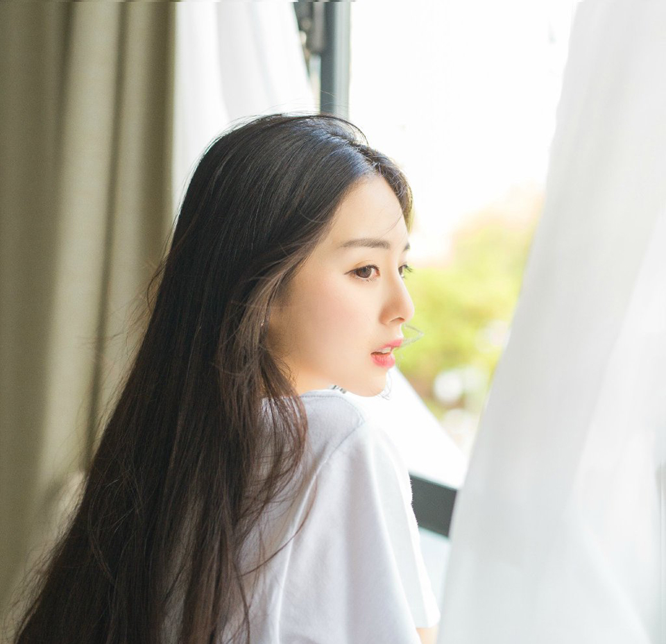 你没拥有的人脉叫我姐妹，你得不到的男人叫我宝贝。